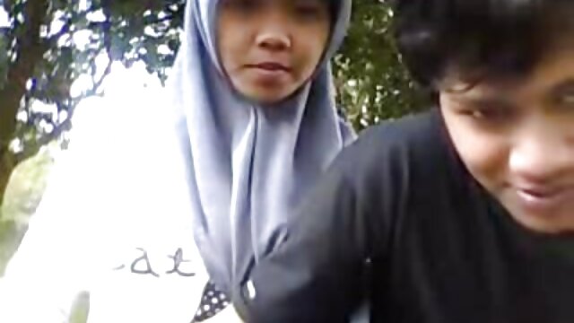 Payton West & Leya Falcon phjm set xxx chơi với một số đồ chơi