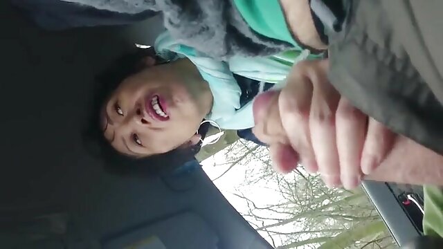 Tóc vàng bà nội trợ Penelope Sky anh set xxx đang chơi với cô ấy đồ chơi