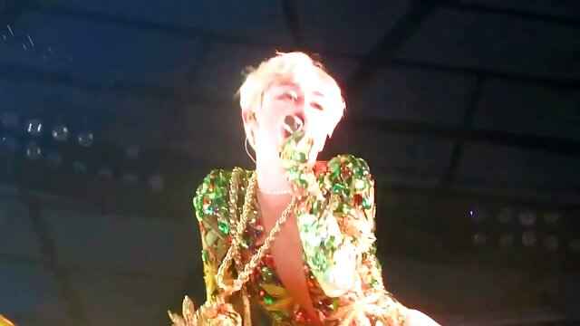 Hardcore bằng xxx set my miệng và hậu môn với thiếu niên đĩ Eva